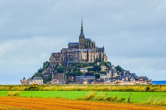 Mont Saint Michel : 8 Astuces à Connaître Avant de Visiter